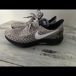 NIKE ZOOM PEGASUS 35 women’s sneakers
